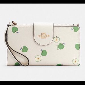 coach wallet tech wallet apple print